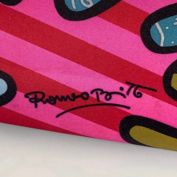 Brito Romero Brito Deeply in love Laptop padded bag micro fiber laptop sleeve - Picture 2 of 10